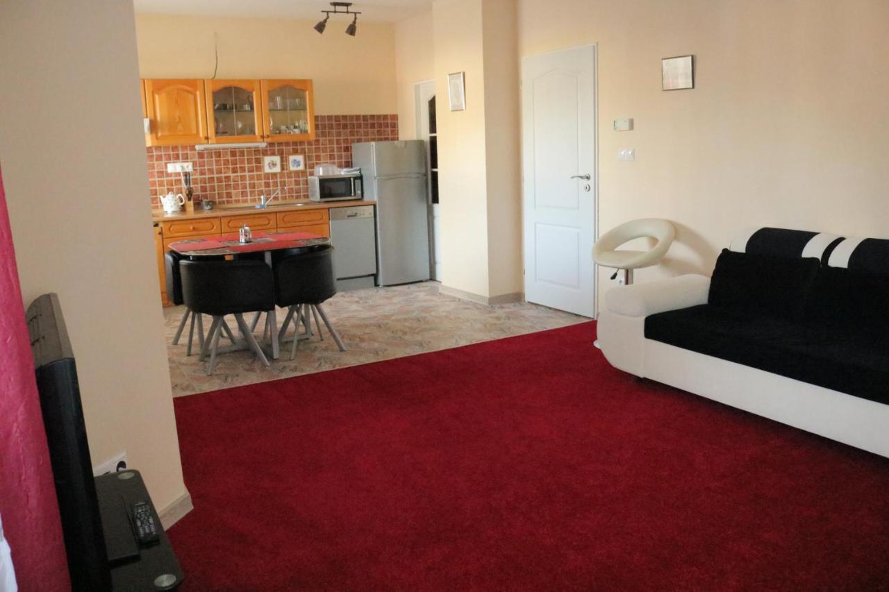 Apartments Vera Карловы Вары Экстерьер фото